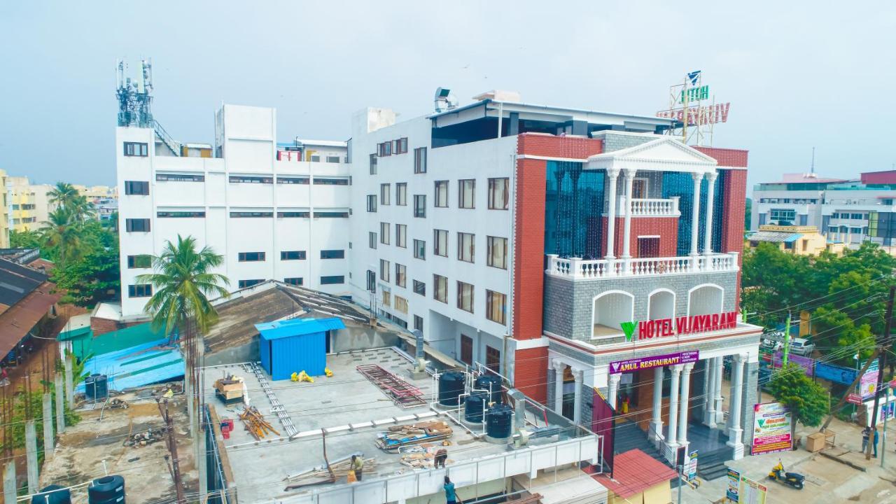 Hotel Vijayarani Tiruchirappalli Exteriör bild