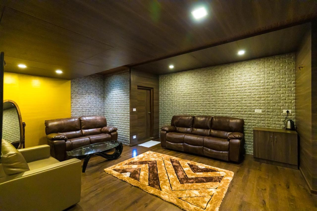 Hotel Vijayarani Tiruchirappalli Exteriör bild